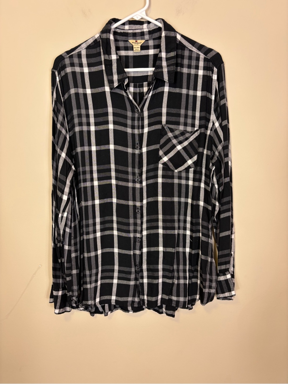 Woolrich Black and White Plaid Button-Down Shirt Women’s XXL